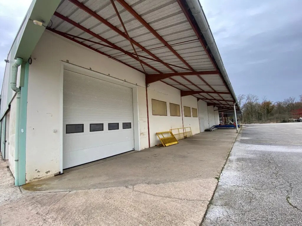 Location Local d'activités 400 m² à 2 608 m² - Photo 1