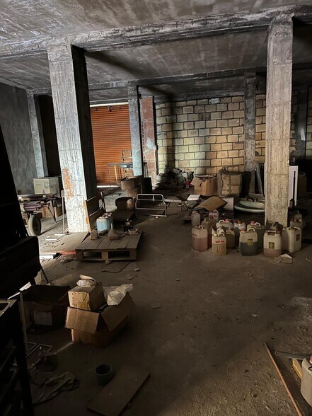 Calle Historiador Jaén Morente, 20, Córdoba, Córdoba to rent - Building Photo - Image 3 of 5