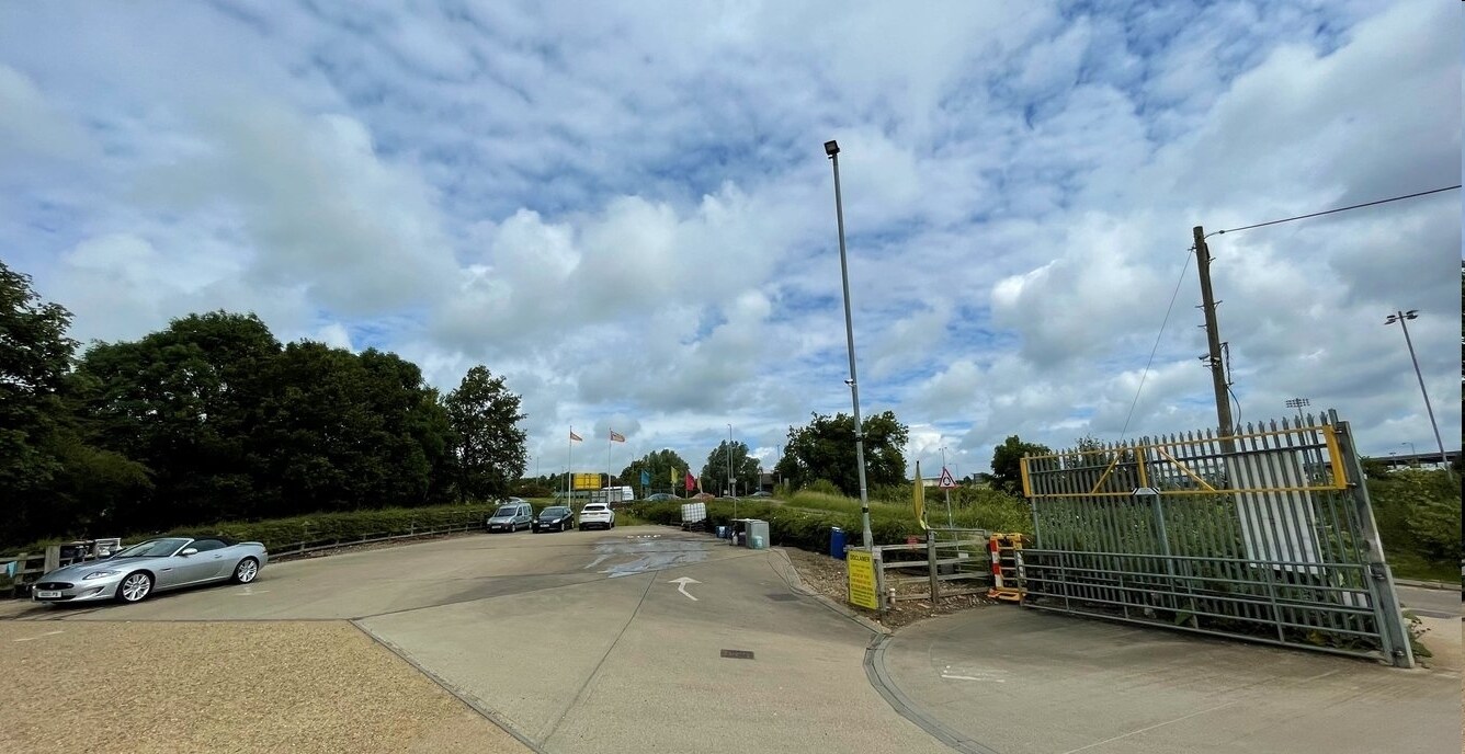 Upton Way, Northampton to rent Primary Photo- Image 1 of 10