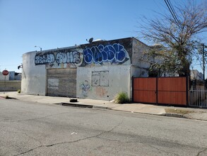 425 Rosecrans, Compton, CA for sale Primary Photo- Image 1 of 1