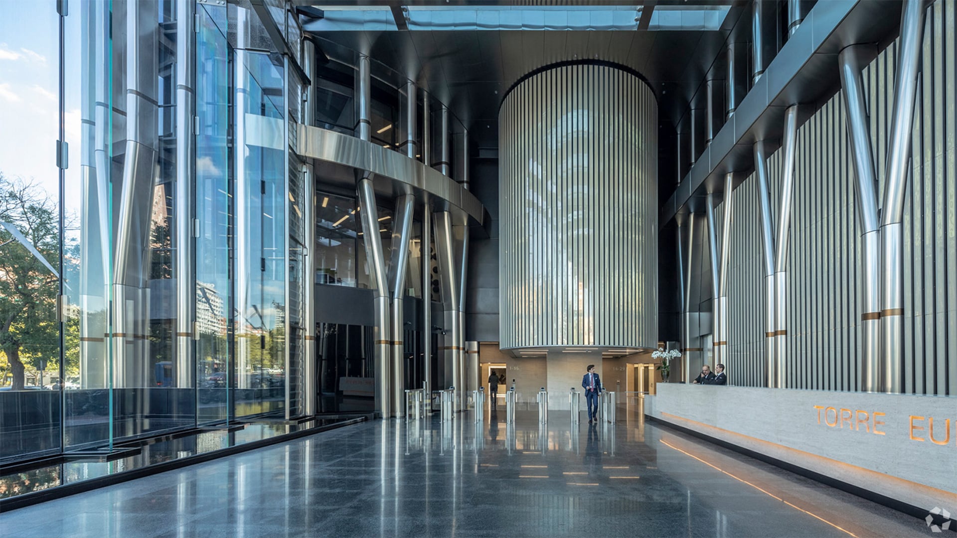 Paseo Castellana, 95, Madrid, Madrid to rent Interior Photo- Image 1 of 14