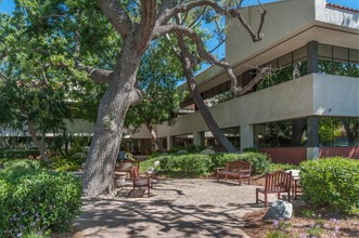 325 E Hillcrest Dr, Thousand Oaks, CA for rent Building Photo- Image 1 of 11