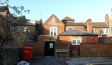 81 High St, Maidenhead for rent Primary Photo- Image 1 of 4