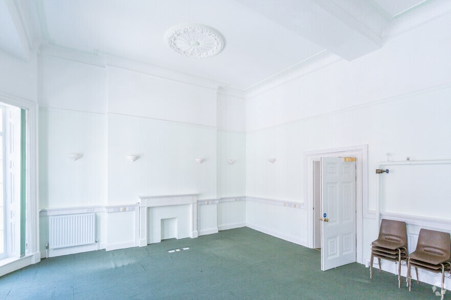Antelope Walk, Dorchester to rent - Interior Photo - Image 2 of 24