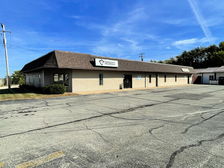 1005 N Frederick Ave, Oelwein, IA for sale - Building Photo - Image 3 of 12