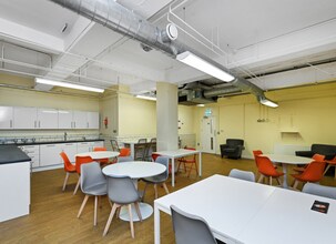 7 Welford Pl, Leicester to rent Interior Photo- Image 2 of 3