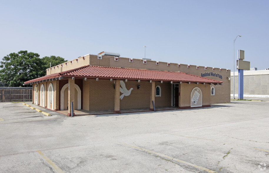 4120 Glenview Ct, North Richland Hills, TX for sale - Building Photo - Image 1 of 2