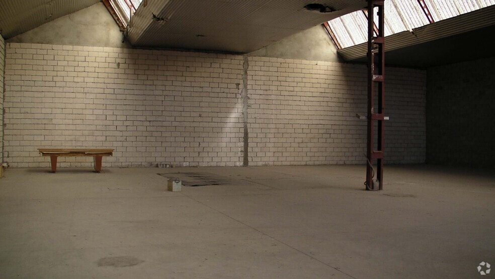 Carretera de el Henar, 50, Cuéllar, Segovia to rent - Building Photo - Image 3 of 11