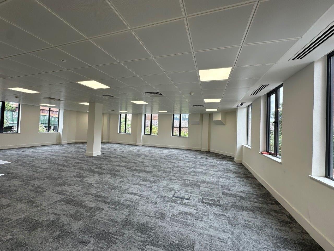 1 Park Rd, Teddington to rent Interior Photo- Image 1 of 19