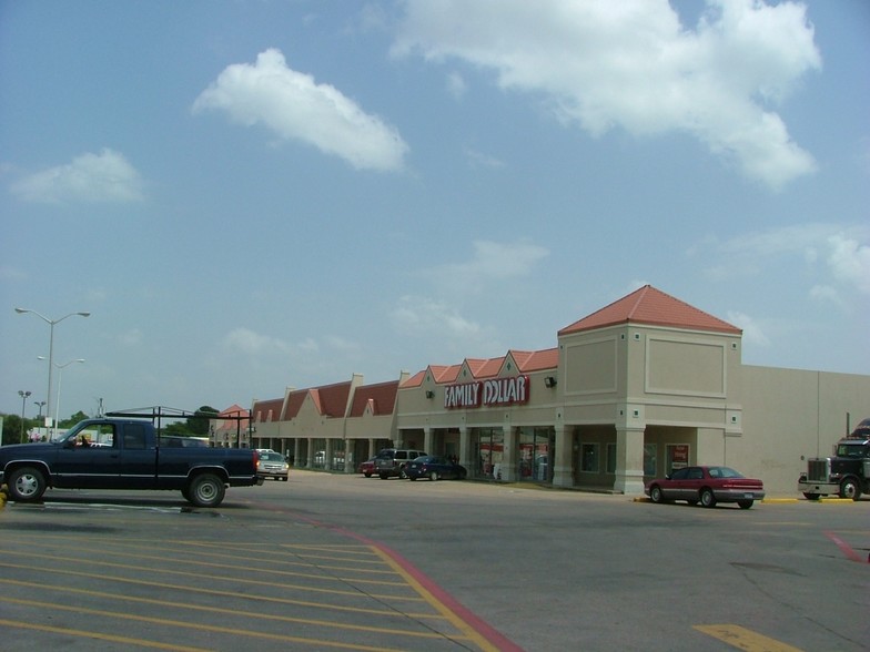 400-460 E Main St, Crowley, TX for sale - Building Photo - Image 1 of 1