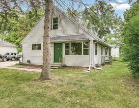 568 Spartan Ave, East Lansing, MI for sale Primary Photo- Image 1 of 2