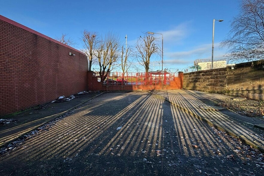 3-39 Arrol Pl, Glasgow to rent - Building Photo - Image 3 of 8