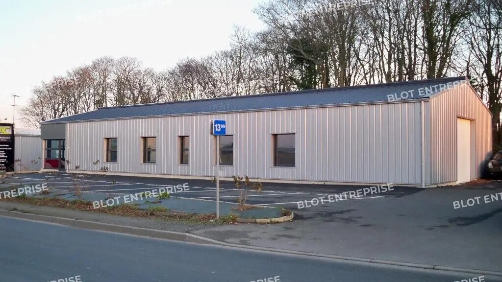 Location Bureaux 260 m² - Photo 1