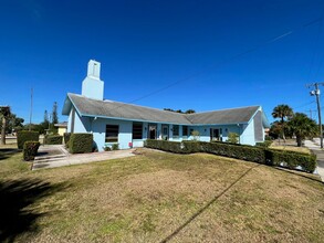 911 Sunrise Blvd, Fort Pierce, FL for sale Primary Photo- Image 1 of 1