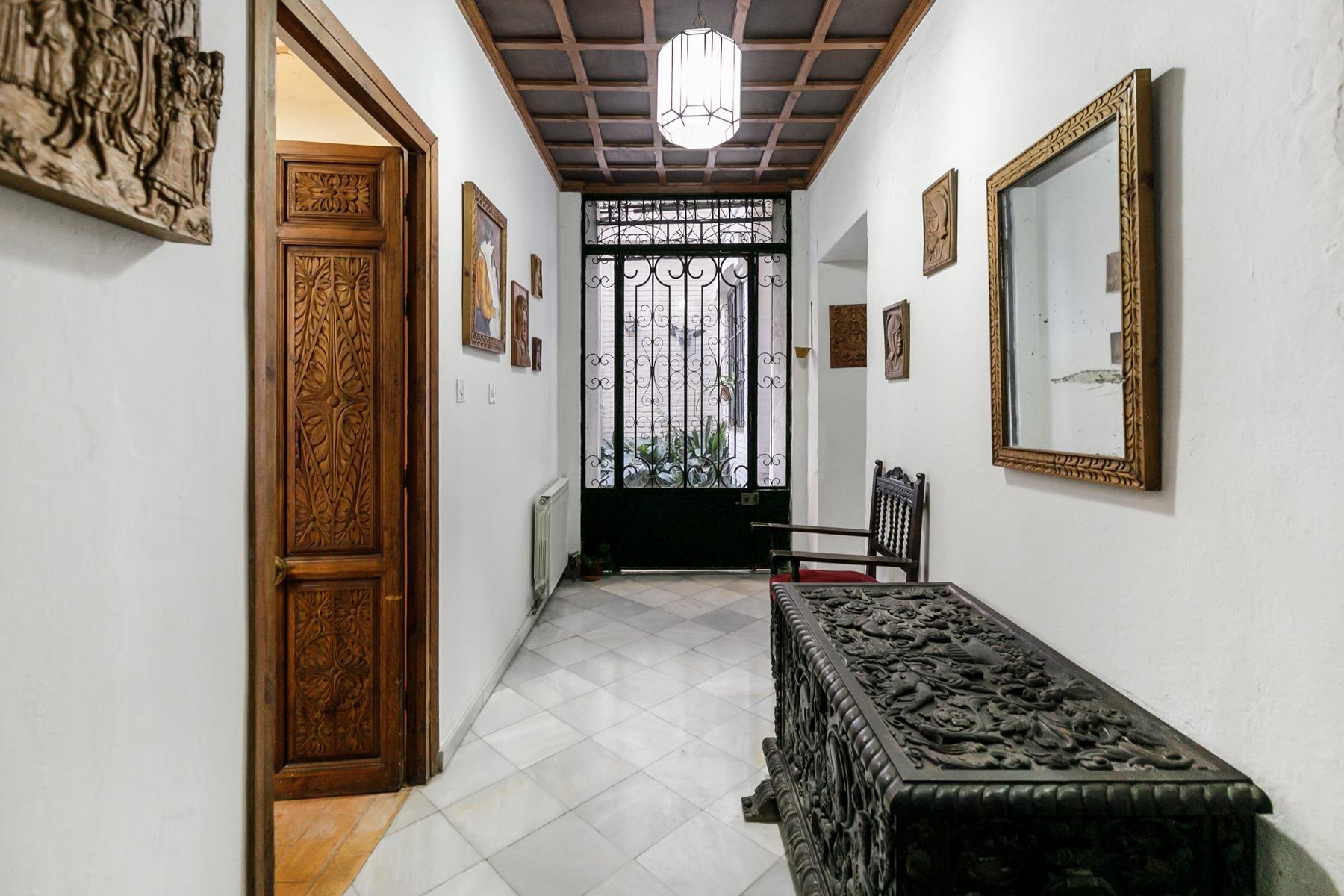  in Granada, Granada for sale Building Photo- Image 1 of 27