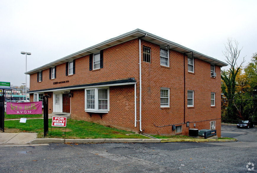 5202 Baltimore National Pike, Catonsville, MD for rent - Primary Photo - Image 1 of 47