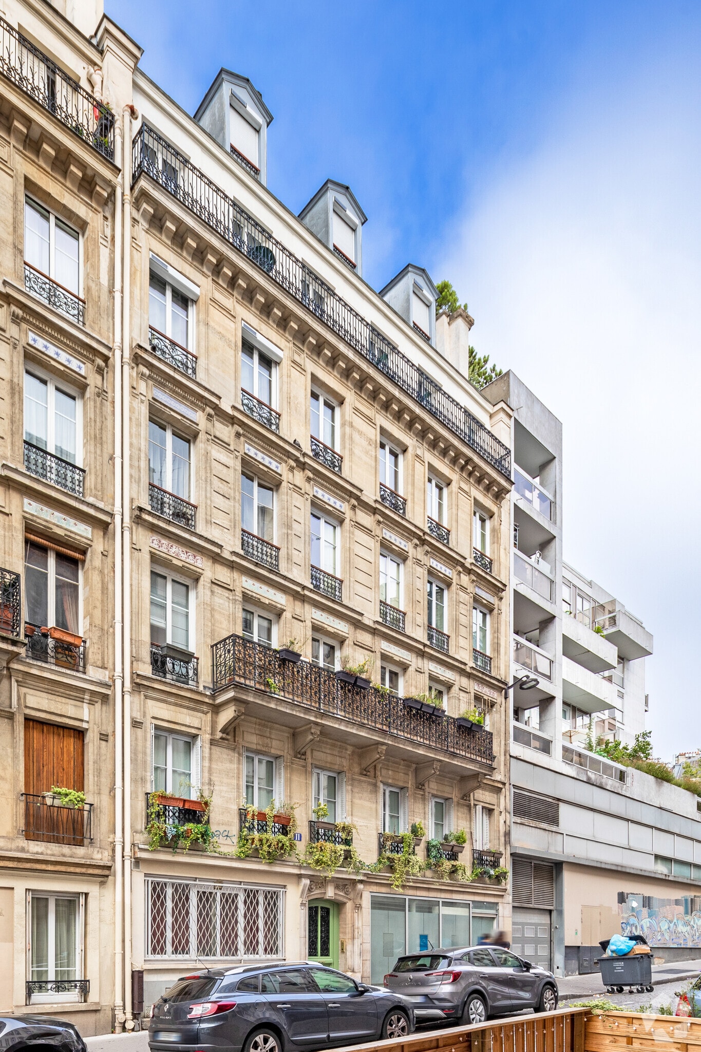 Build-to-Rent in Paris for sale Primary Photo- Image 1 of 2