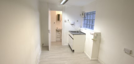 Market Sq, Petworth to rent Interior Photo- Image 2 of 4