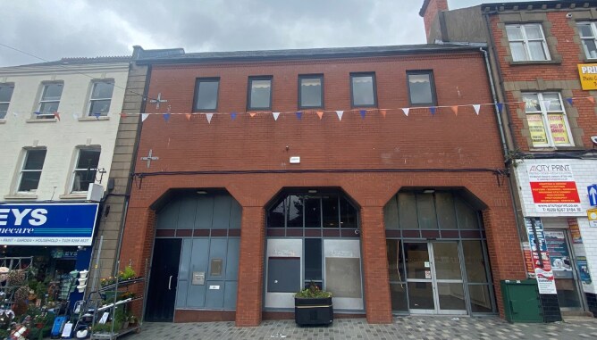 34-36 Market Sq, Lisburn for sale Building Photo- Image 1 of 1