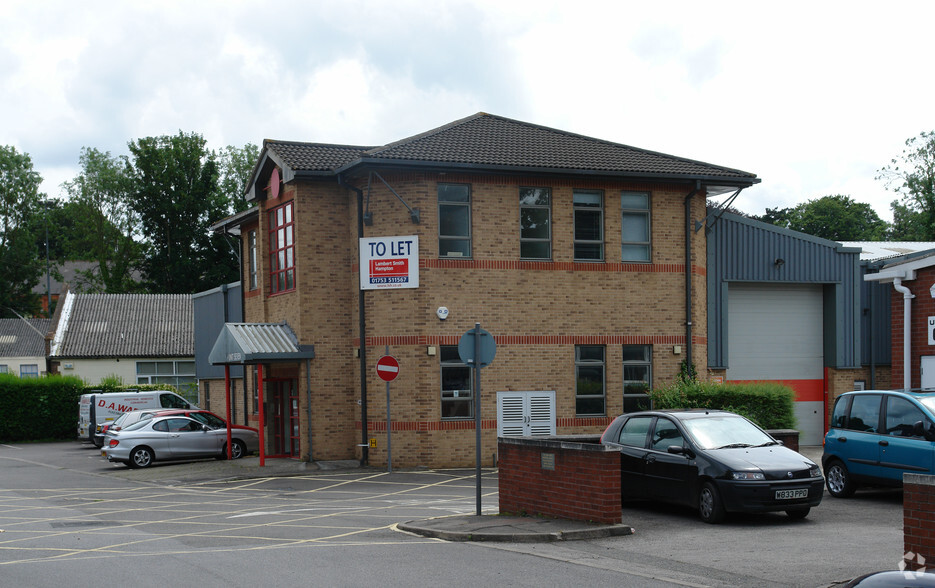 Kings Grv, Maidenhead for rent - Building Photo - Image 2 of 2