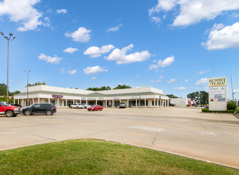 2208 N Broadway St, Poteau, OK for sale - Building Photo - Image 1 of 43