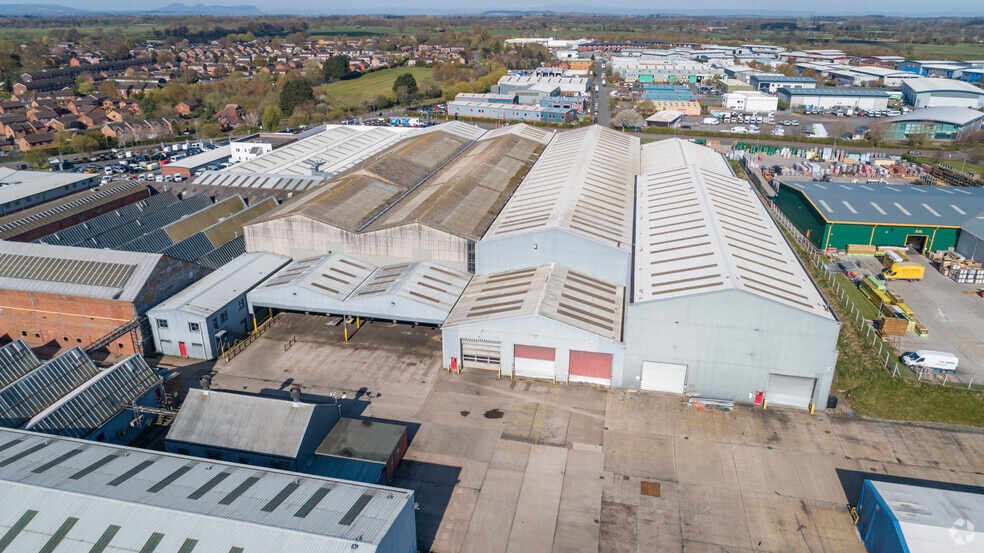 Harlescott Ln, Shrewsbury to rent - Aerial - Image 3 of 18