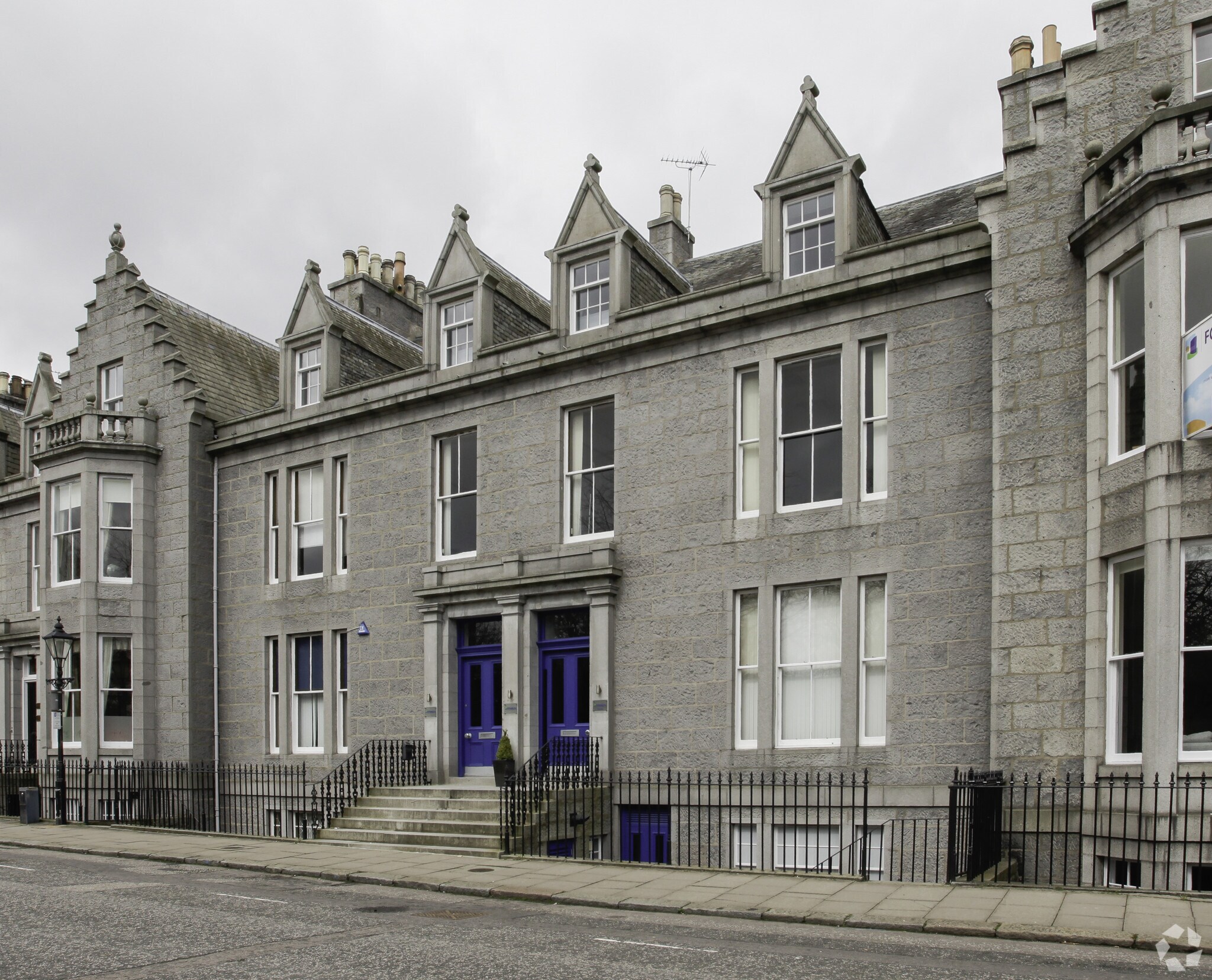 8 Rubislaw Ter, Aberdeen for sale Primary Photo- Image 1 of 1