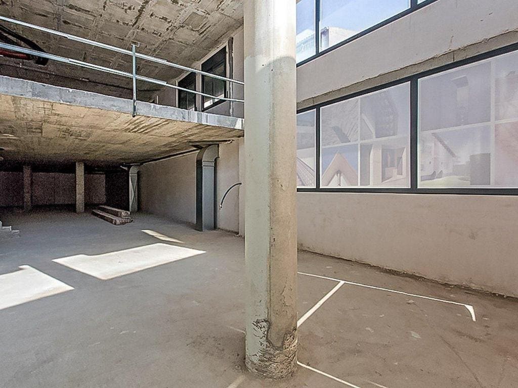 Sallent, BAR 08650 - Unit Pt 01 -  - Interior Photo - Image 2 of 11