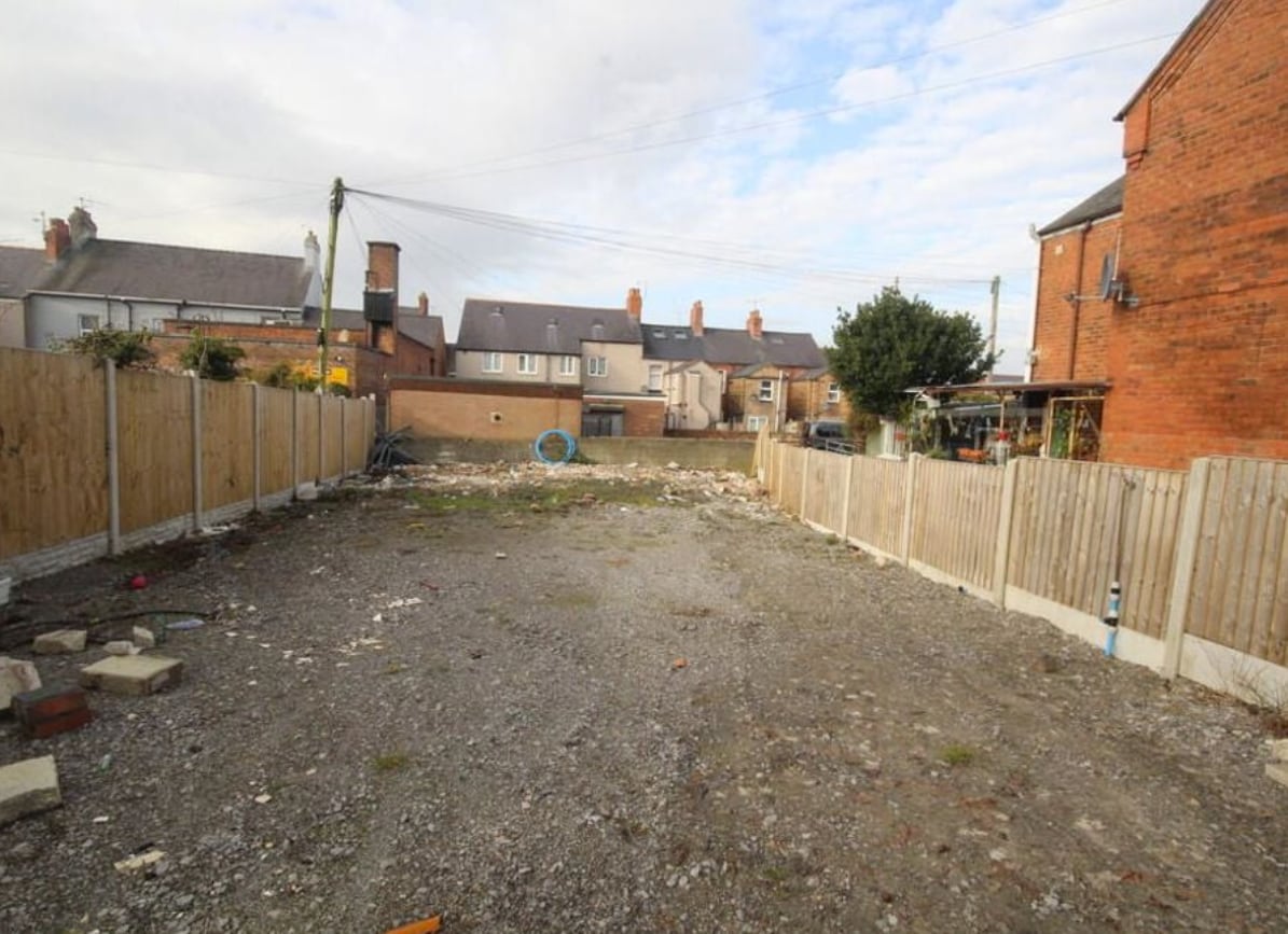 Beech Av, Wrexham for sale Primary Photo- Image 1 of 2