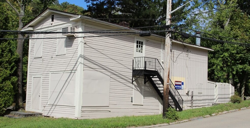 136 N Greeley Ave, Chappaqua, NY for sale - Building Photo - Image 1 of 5