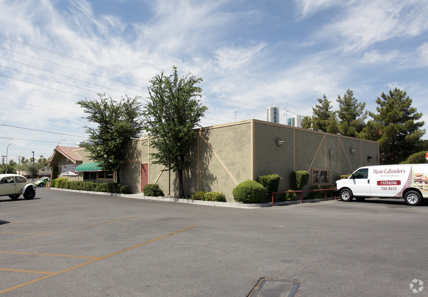 600 E Sahara Ave, Las Vegas, NV for sale - Building Photo - Image 3 of 4