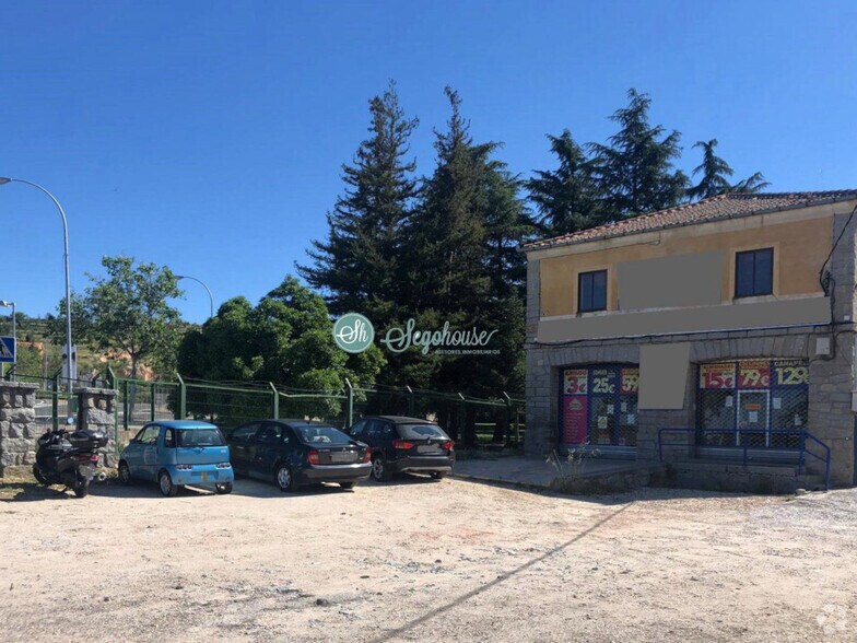 Retail in Segovia, Segovia to rent - Building Photo - Image 1 of 8