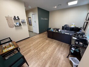 2214 Emery St, Denton, TX to rent Interior Photo- Image 1 of 6