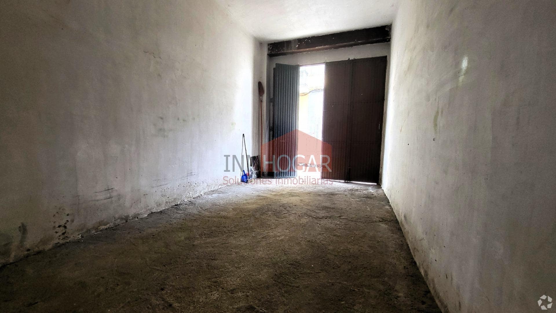 Industrial in Ávila, Ávila to rent Interior Photo- Image 1 of 2