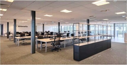 Walter Burke Way, Chatham to rent Interior Photo- Image 1 of 4