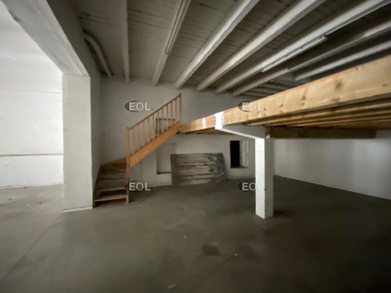 Office in Marseille for sale - Interior Photo - Image 3 of 8