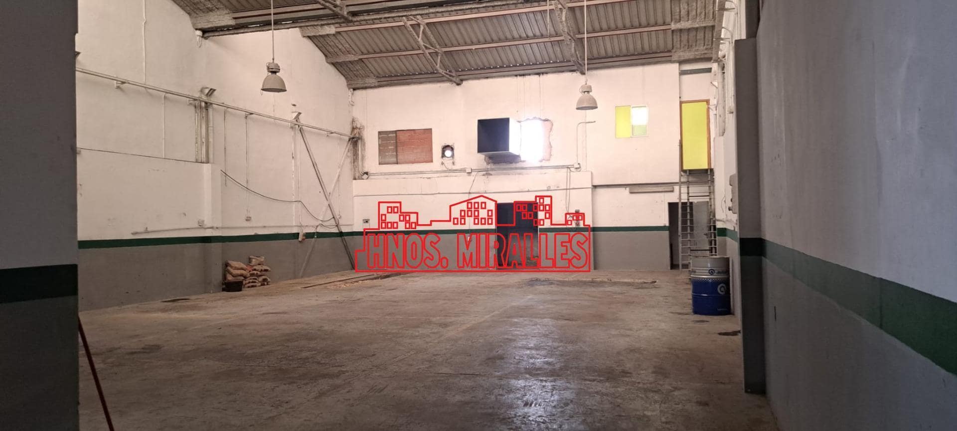 Industrial in Elche, Alicante to rent Building Photo- Image 1 of 15