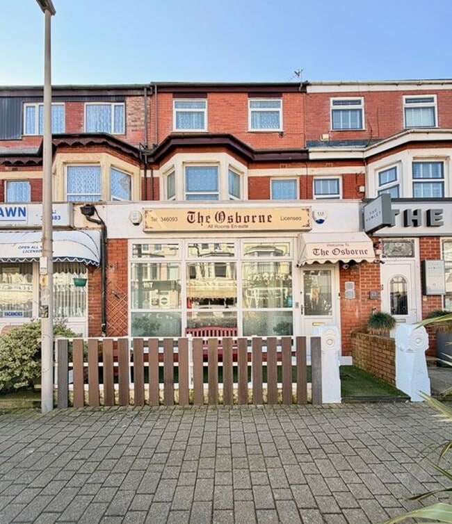 More details for 31 St. Chads Rd, Blackpool - Hospitality for Sale