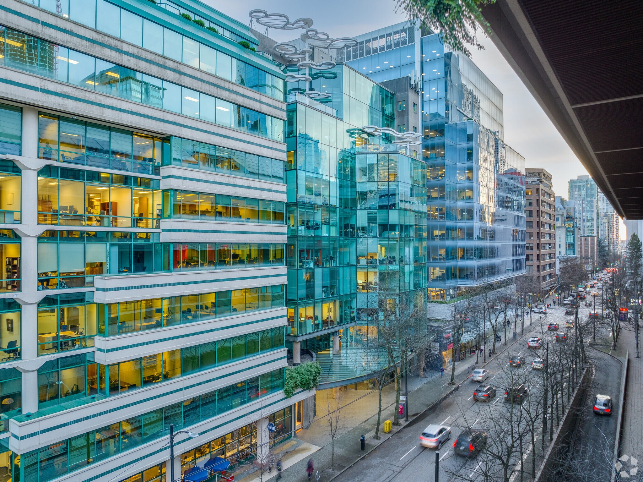 938 Howe St, Vancouver, BC to rent Primary Photo- Image 1 of 25