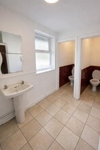 44 Bedwas Rd, Caerphilly to rent Interior Photo- Image 2 of 2