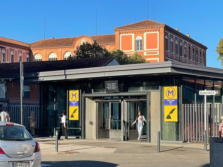 Retail in Toulouse for sale - Building Photo - Image 1 of 1