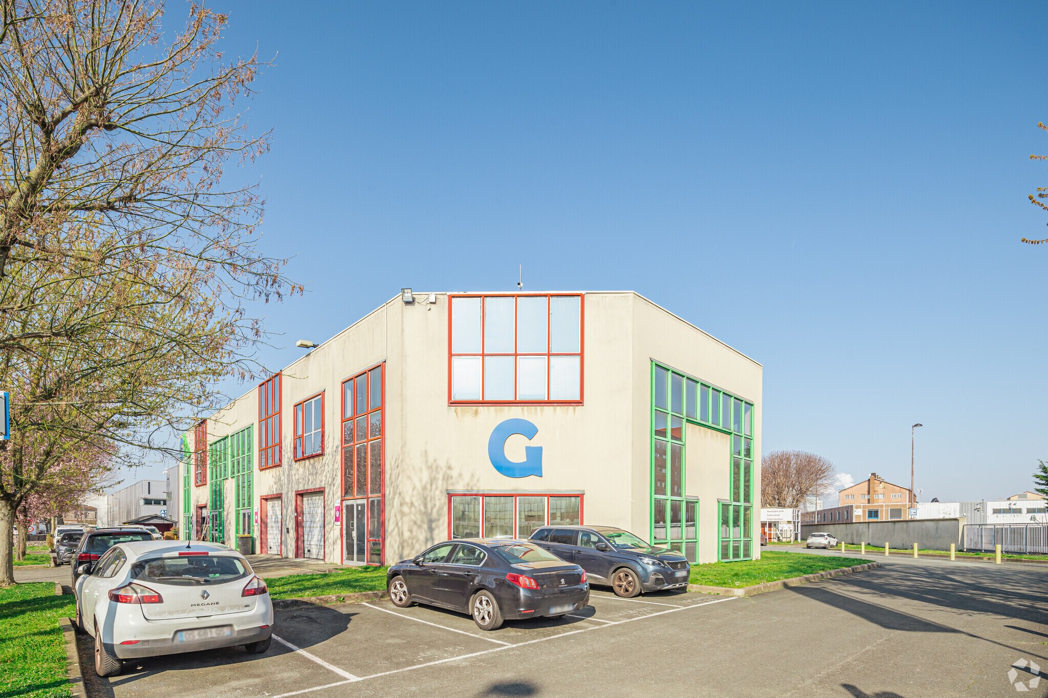 26 Rue Robert Witchitz, Ivry-sur-Seine to rent Primary Photo- Image 1 of 7