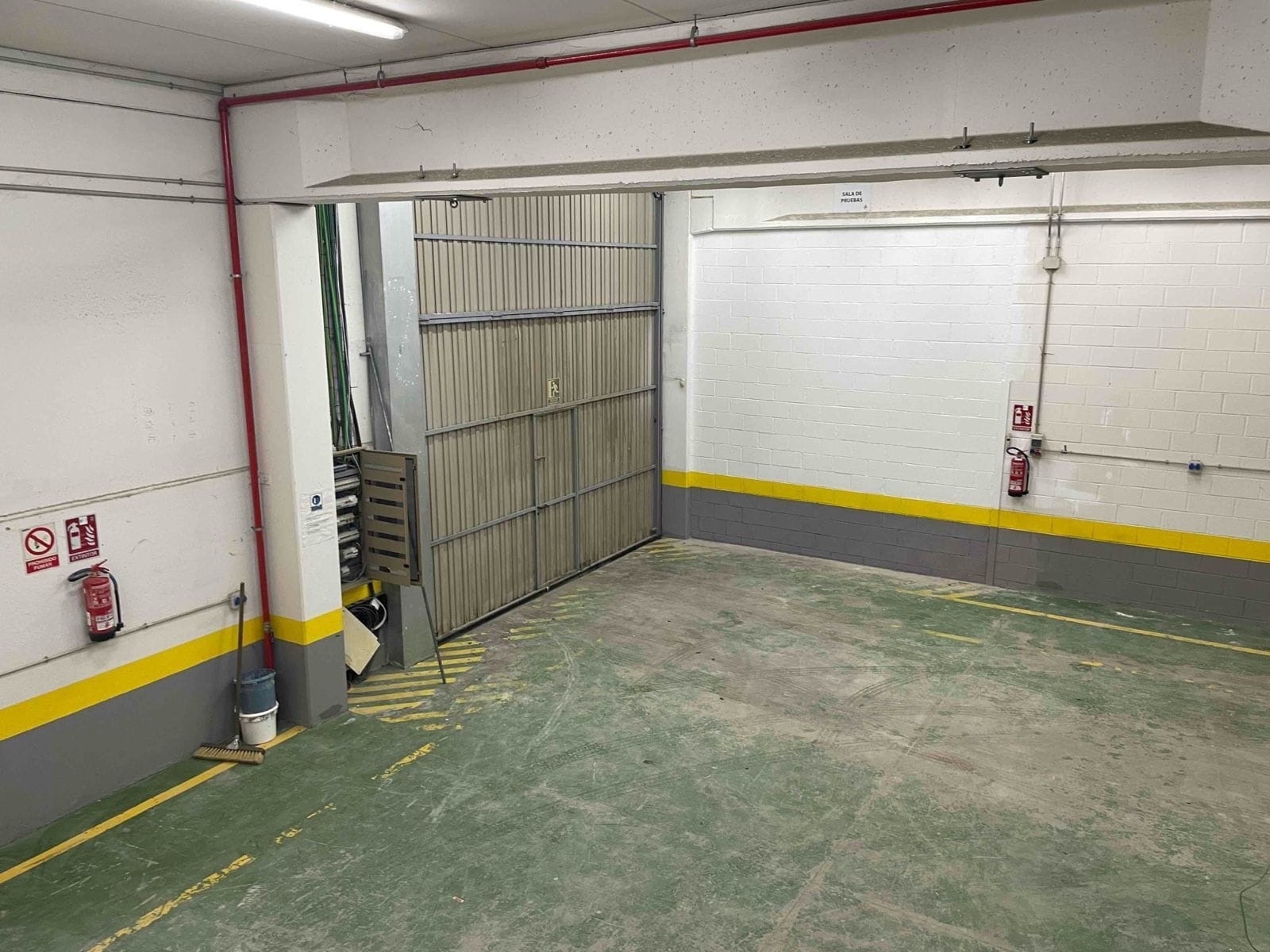 Industrial in Alcalá de Henares, Madrid to rent Interior Photo- Image 1 of 6