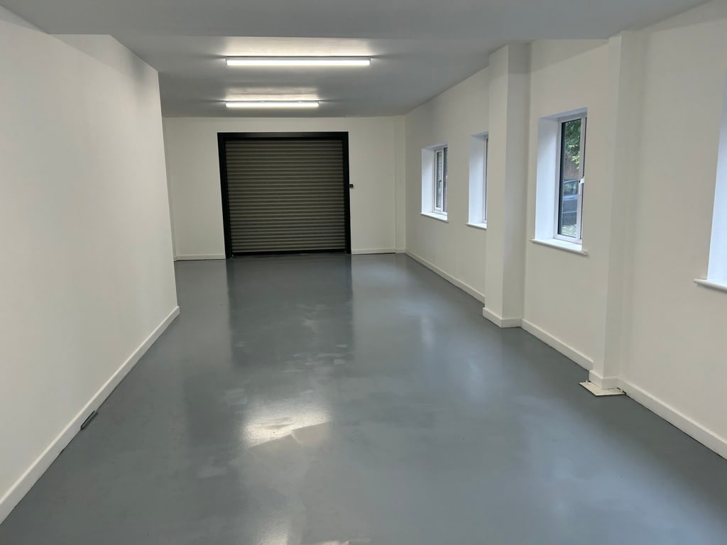 Station Rd, Hungerford to rent Interior Photo- Image 1 of 4