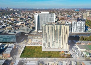 94-01 Sutphin Blvd, Jamaica, NY for sale Primary Photo- Image 1 of 1