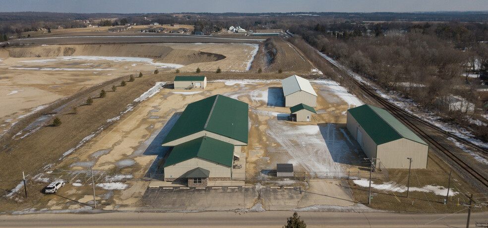 703 N Walnut St, Byron, IL for sale - Primary Photo - Image 1 of 1