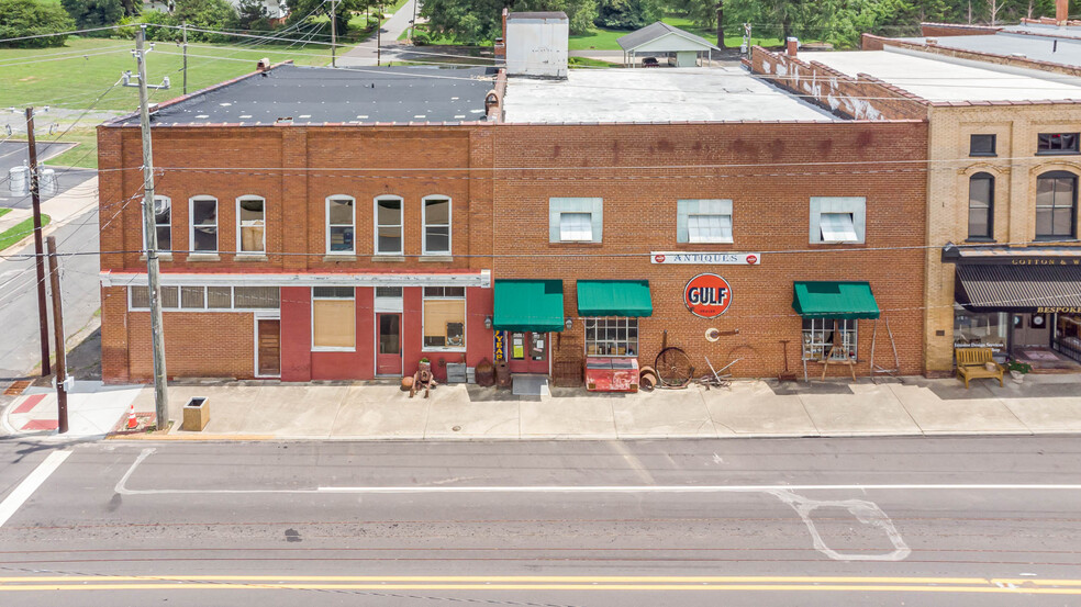 120 N Main St, Mount Gilead, NC for sale - Building Photo - Image 1 of 1