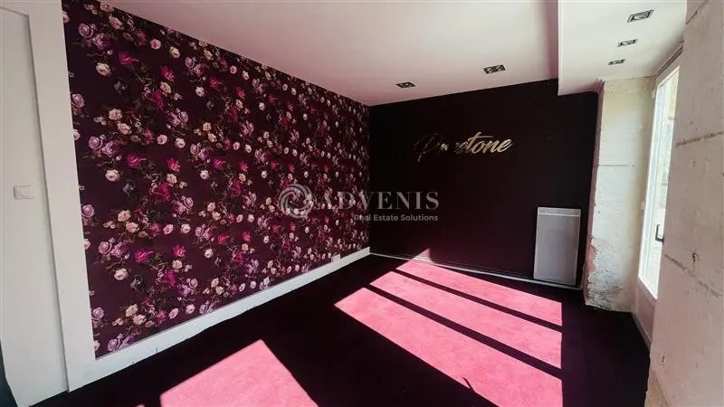 Location Commerce 100 m² - Photo 1