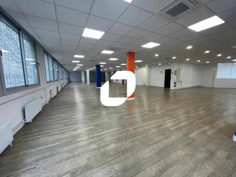 Office in Issy-les-Moulineaux to rent - Interior Photo - Image 3 of 28