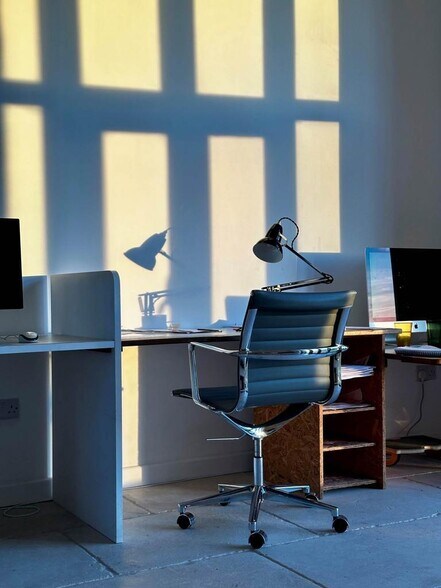 Church Rd, Guiting Power to rent - Building Photo - Image 3 of 6